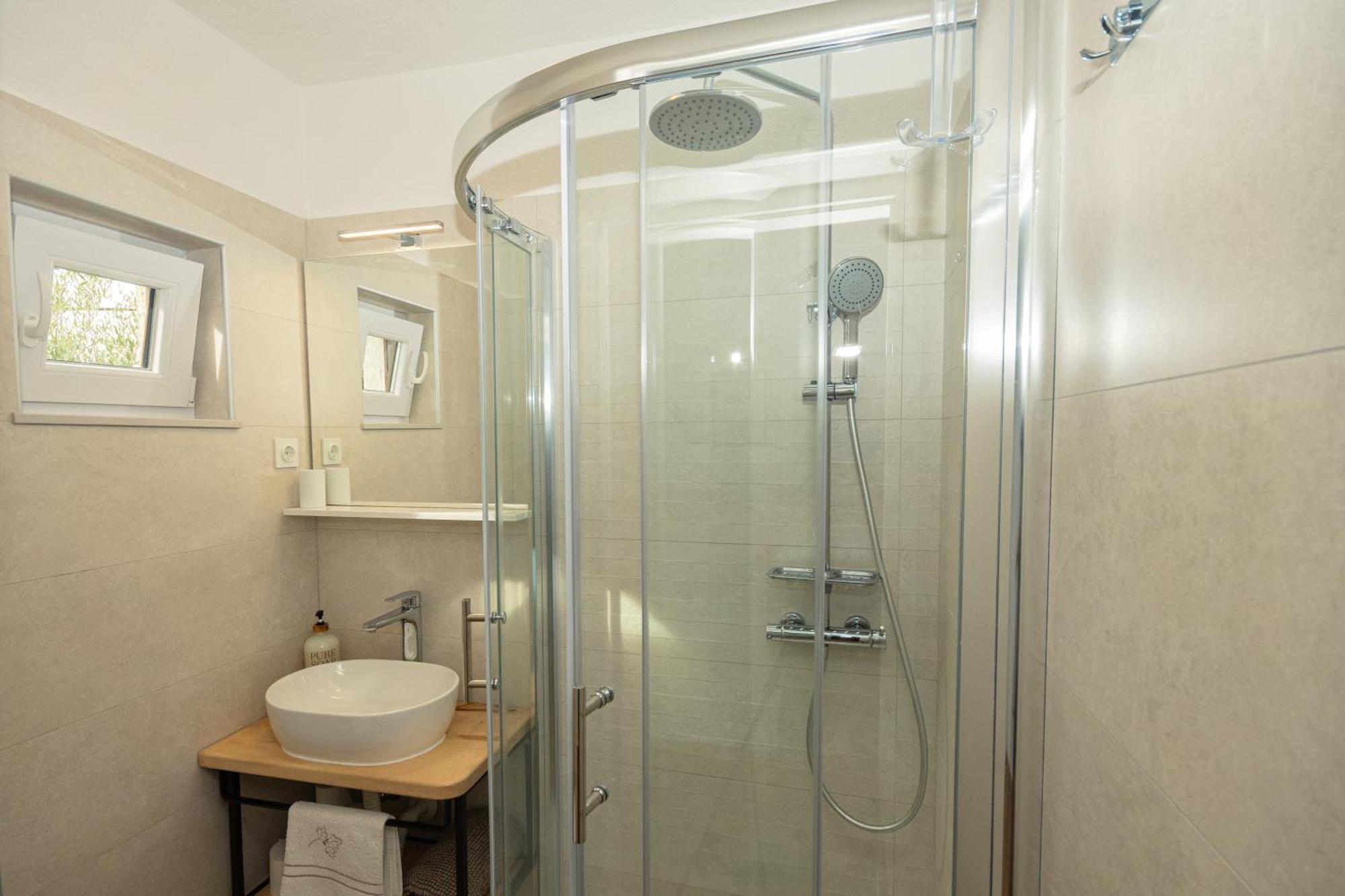 Apartman Doris Milohnici Ngoại thất bức ảnh